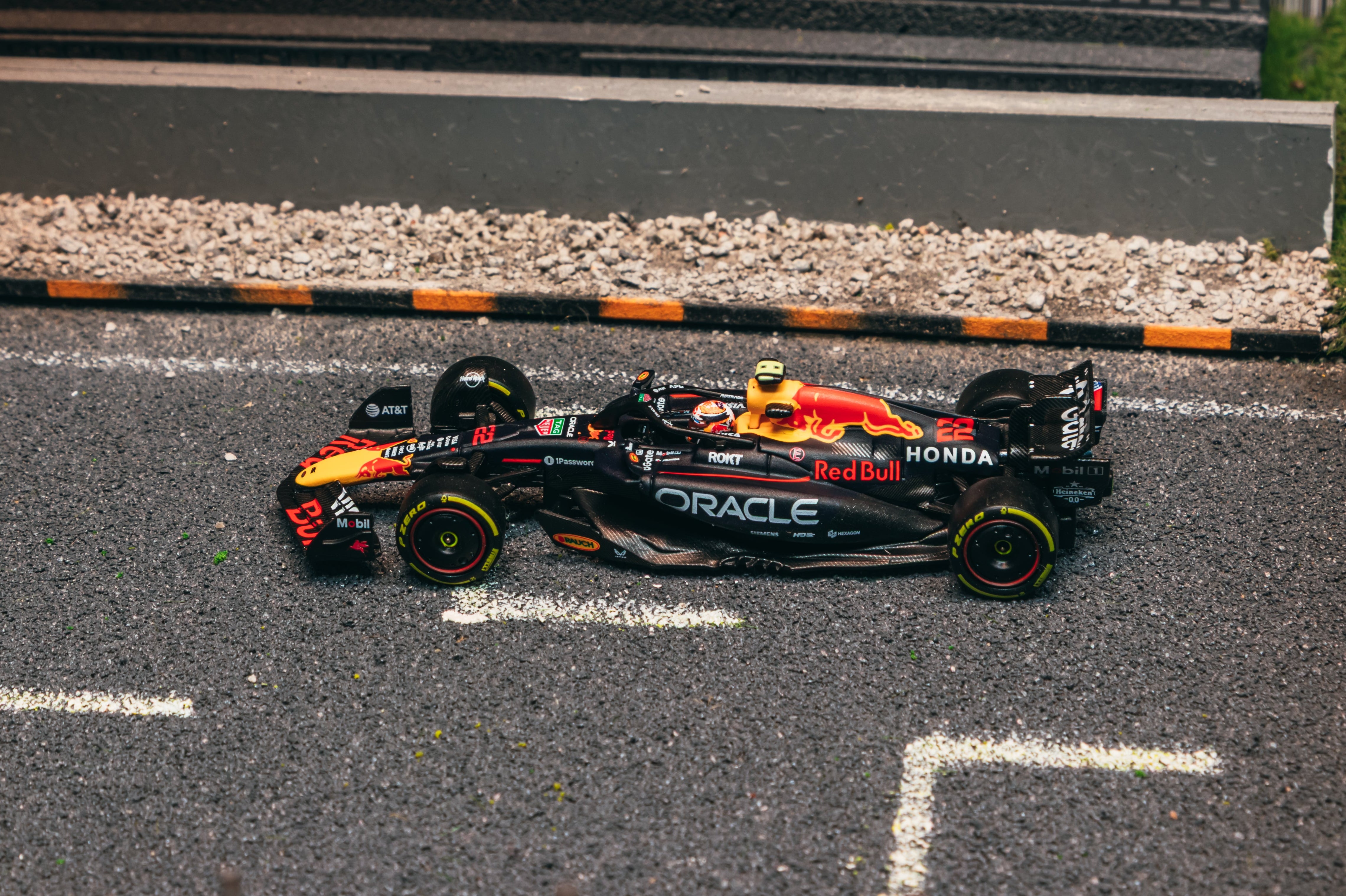 Minichamps 1/64 Oracle Red Bull Racing RB21 Yuki Tsunoda - 100th GP Canada GP 2025