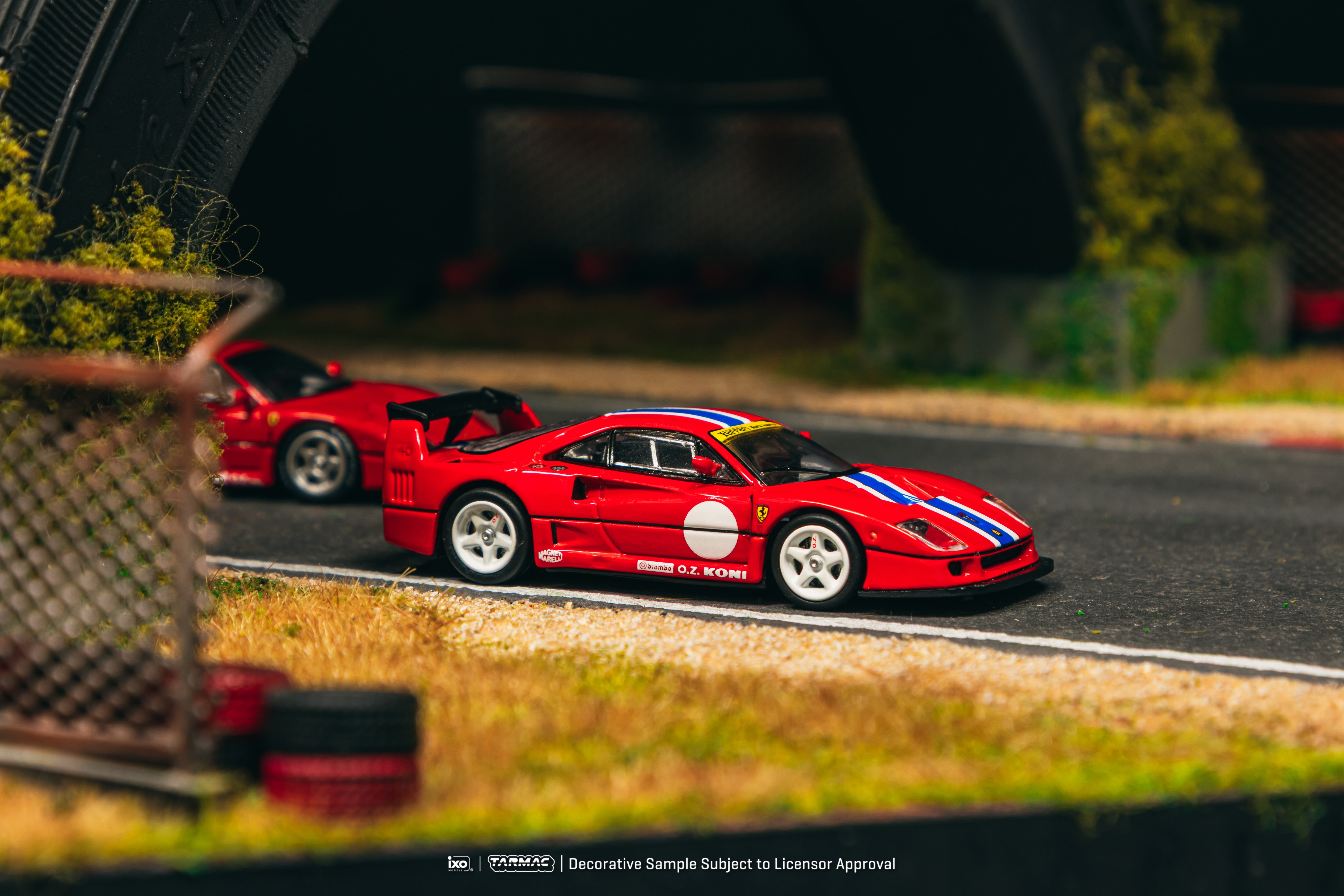 1/64 Ferrari F40 LM Red - Tarmac Works x iXO Models HOBBY64