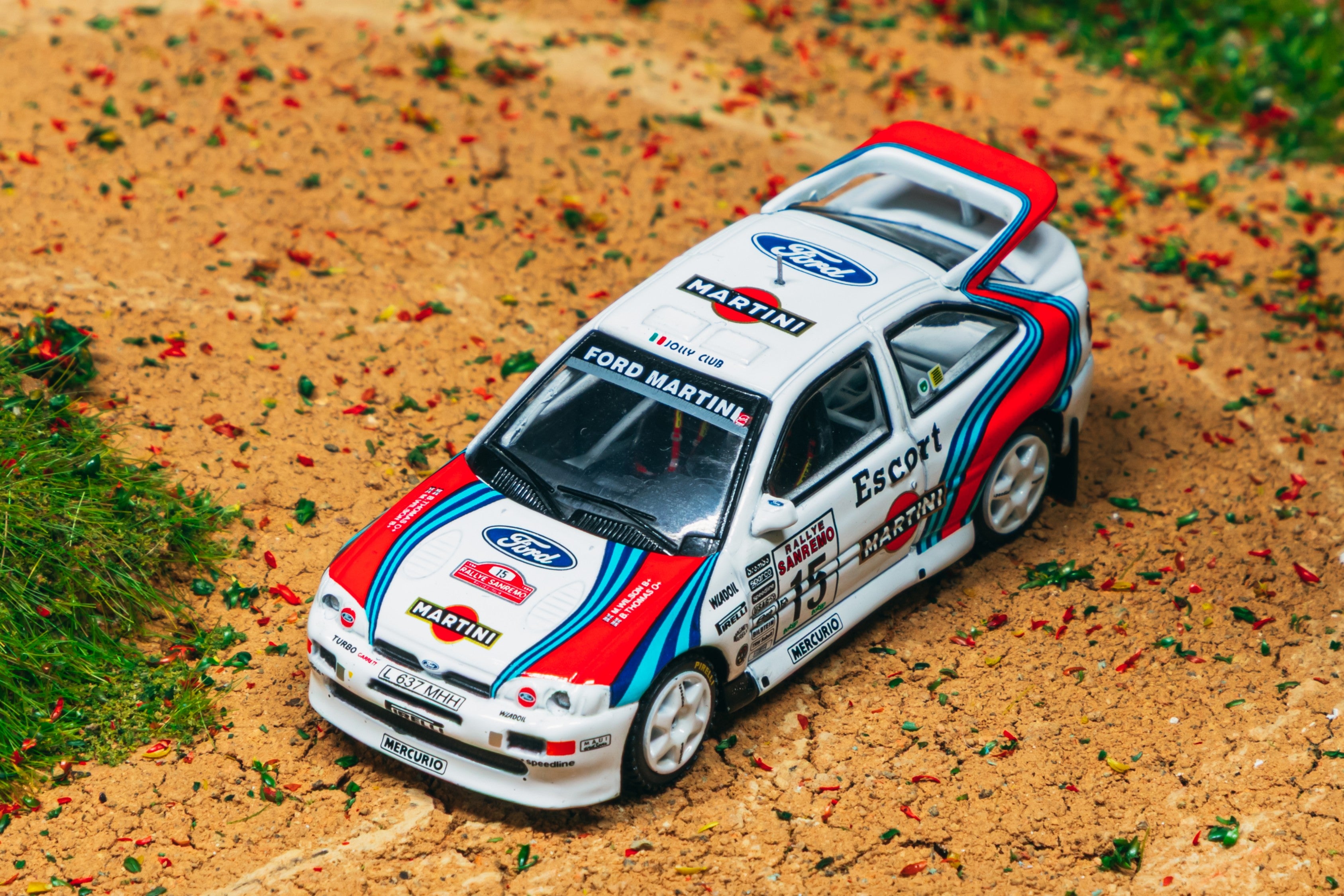 1/64 Ford Escort RS Cosworth WRC Rallye Sanremo 1994 #15 - Tarmac Works HOBBY64
