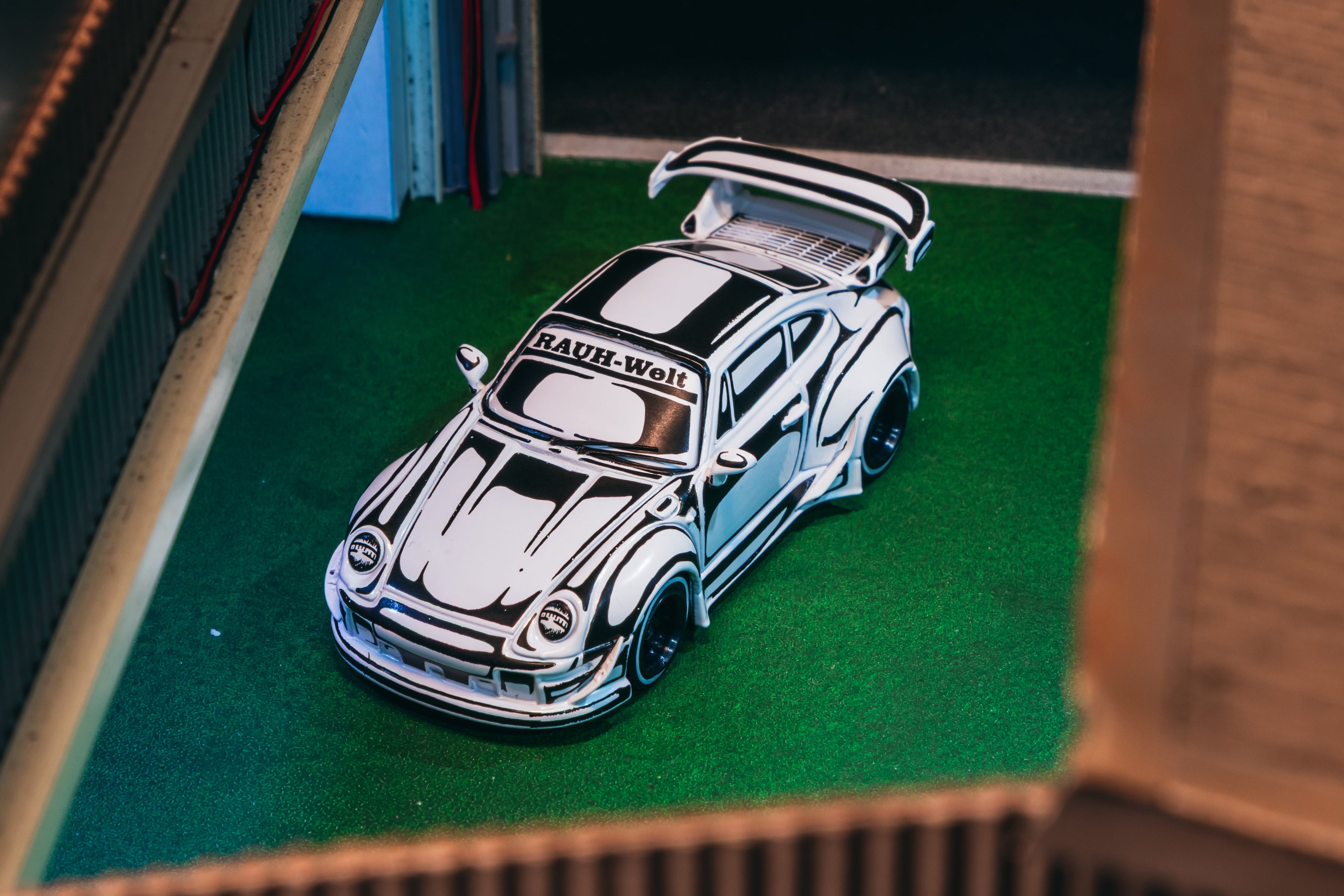 Tarmac 1/64 RWB 993 Super Nine ミニカー Tarmac Works New RWB 993 Super Nine • DiecastSociety.com