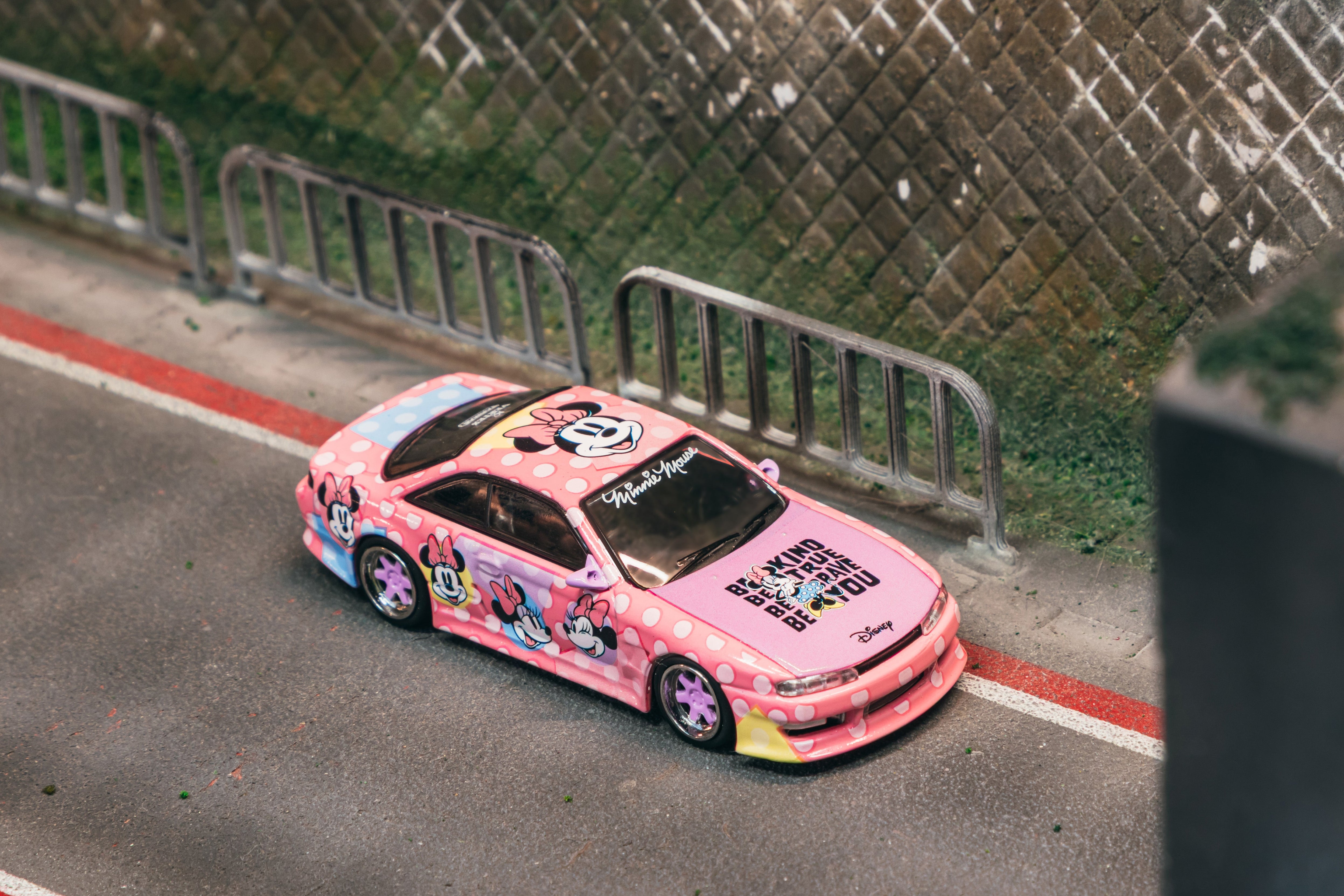 1/64 VERTEX Silvia (S 14) Minnie Mouse - Tarmac Works GLOBAL64