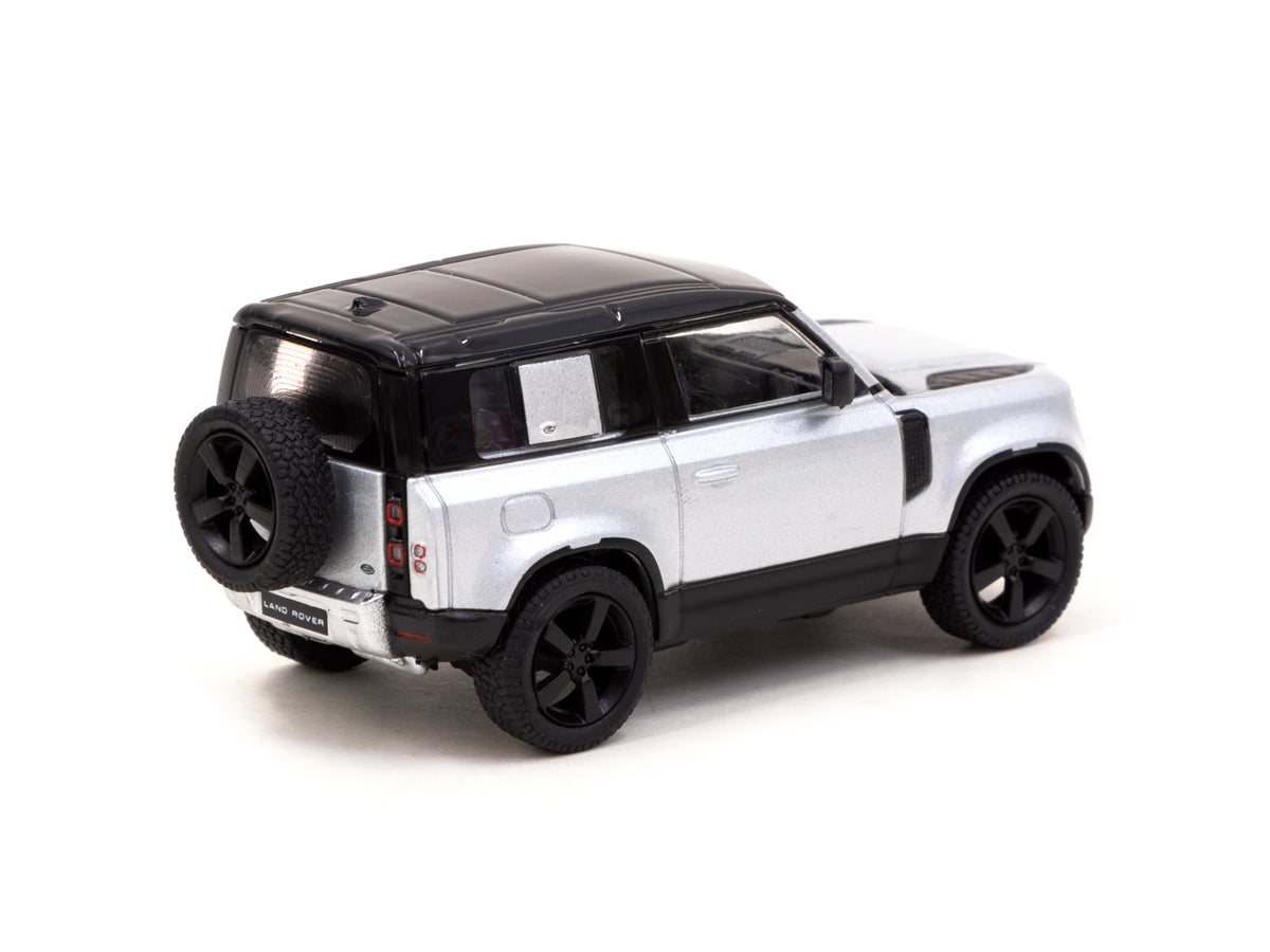 1/64 Land Rover Defender 90 Silver Metallic - Tarmac Works GLOBAL64