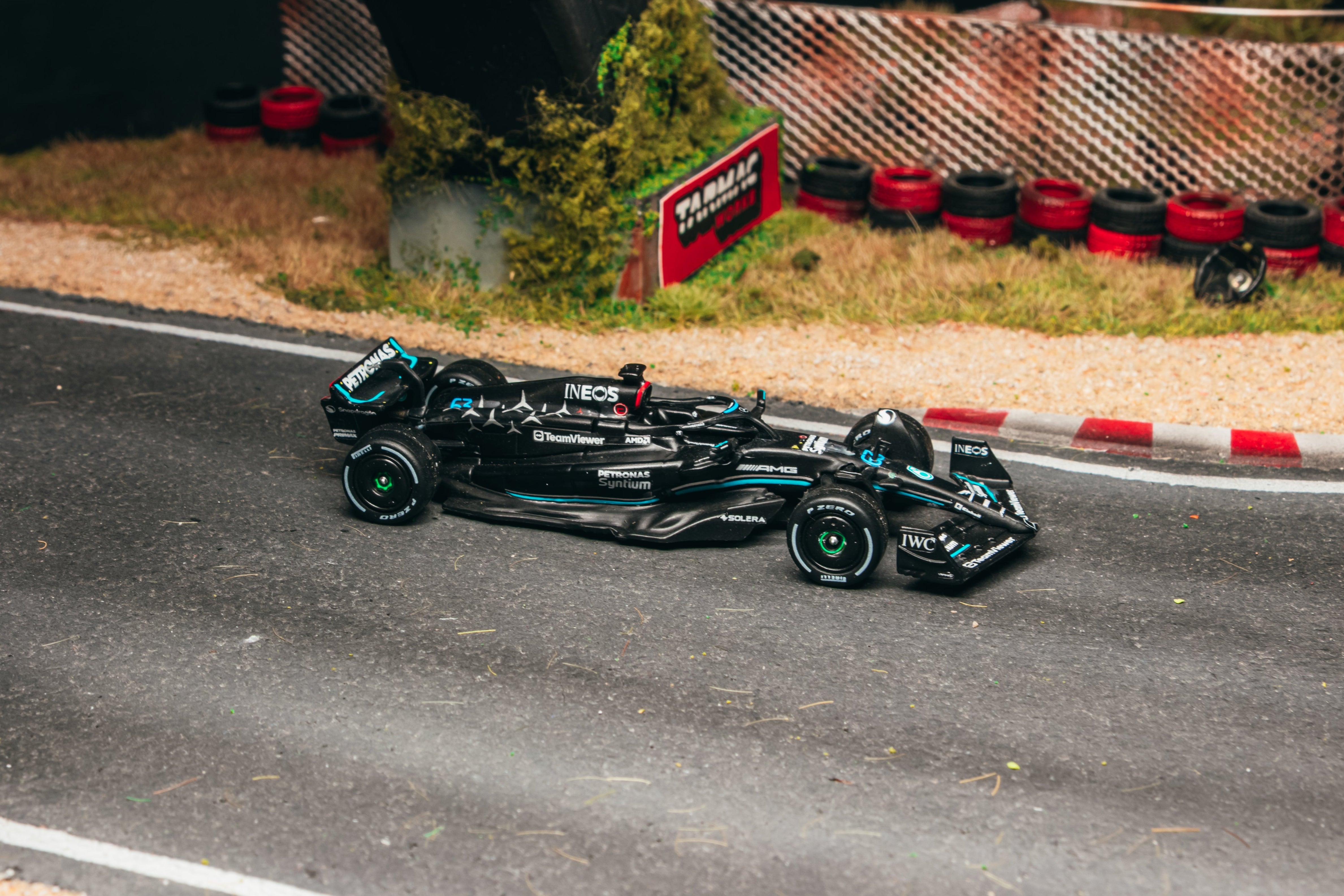 1/64 Mercedes-AMG F1 W14 E Performance Italian Grand Prix 2023 #63 George Russell - Tarmac Works GLOBAL64