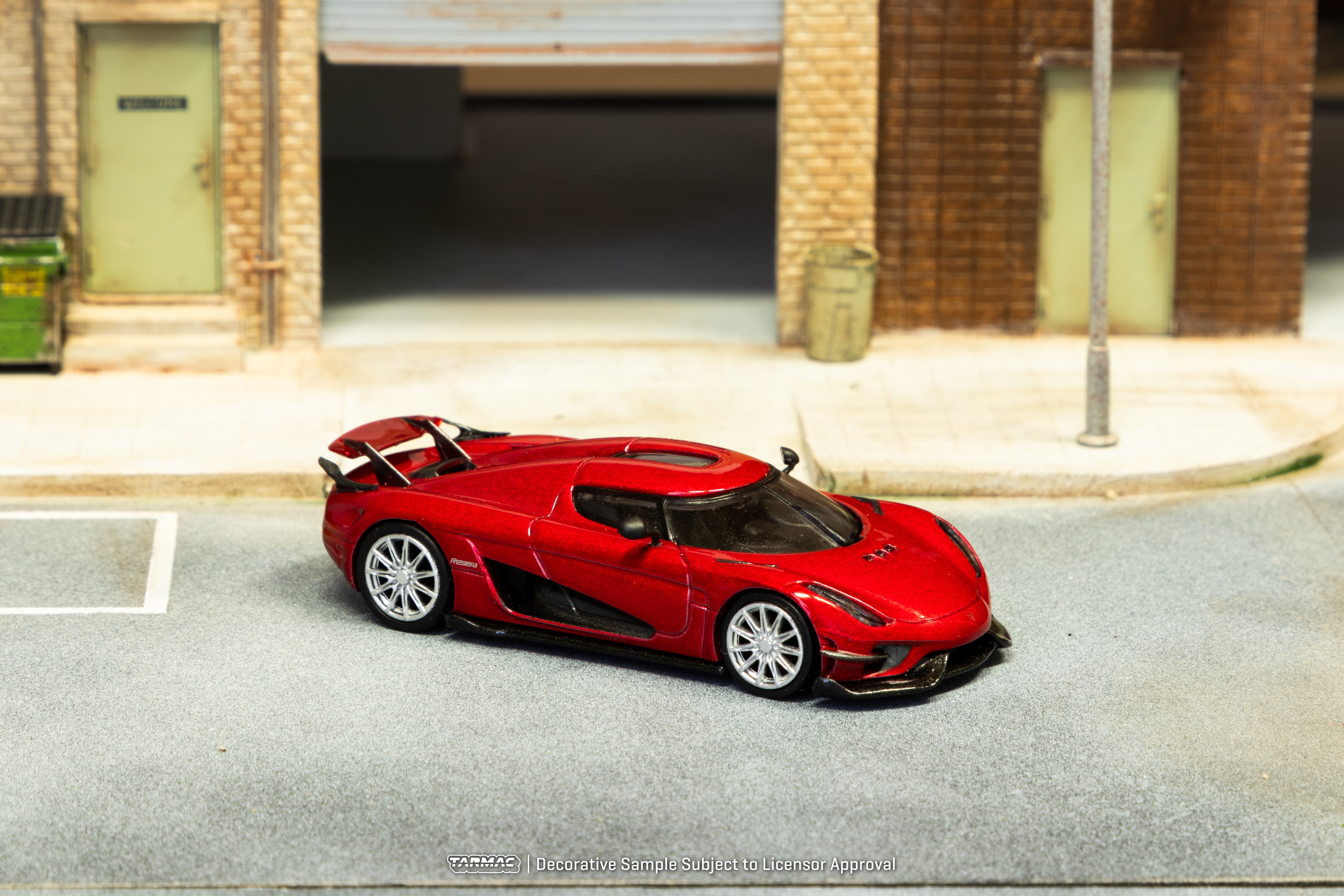 1/64 Koenigsegg Regera Red Metallic - Tarmac Works GLOBAL64
