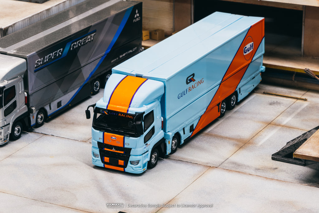 Tarmac Works 1/64 Mitsubishi Fuso Super Great GULF Racing- TRUCK64