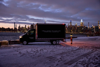 1/64 Mitsubishi Fuso Canter New York Sunshine - New York Sunshine Special Edition - Tarmac Works TRUCK64