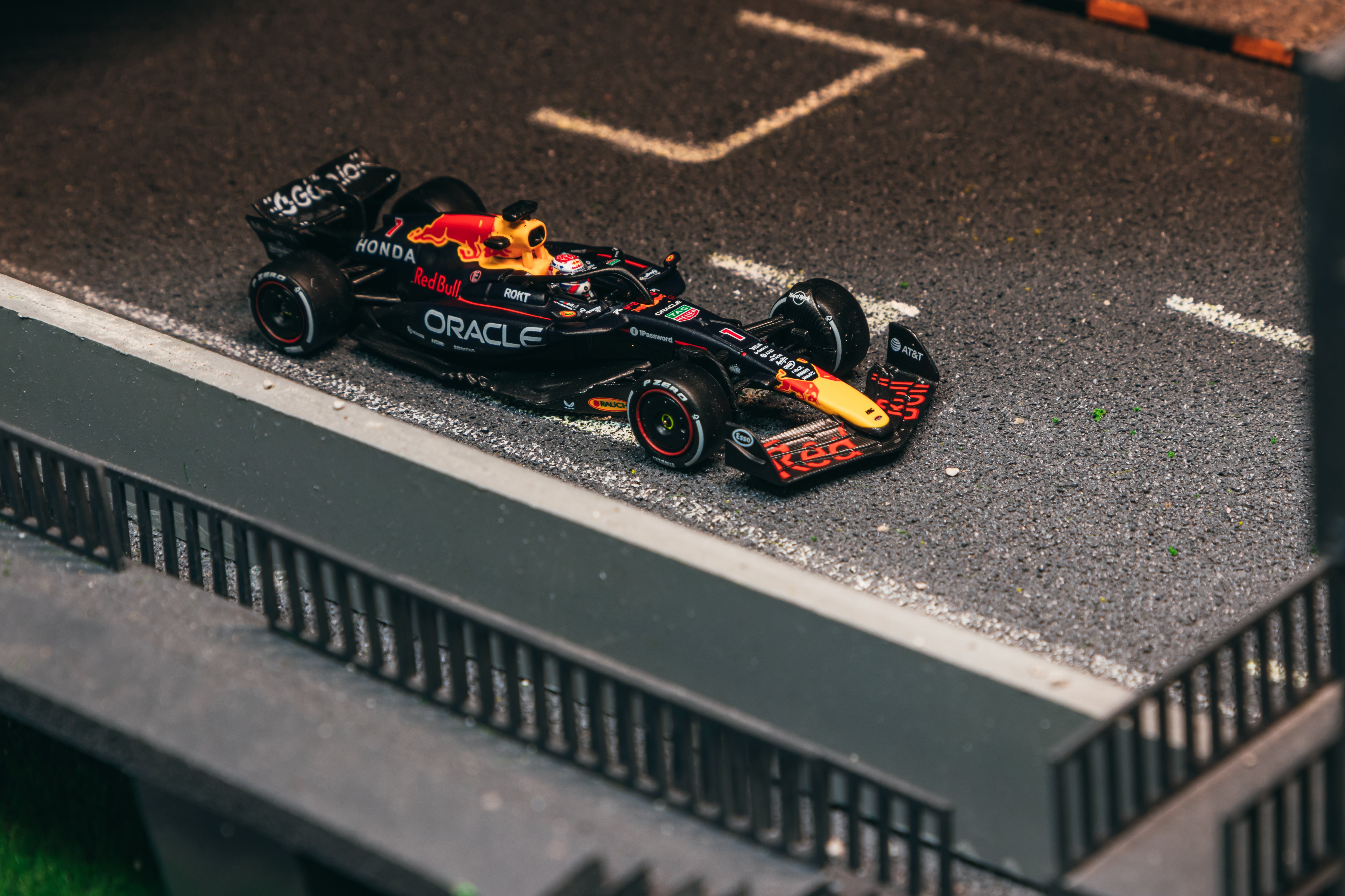 Minichamps 1/64 Oracle Red Bull Racing RB21 Max Verstappen - Winner Emilia Romagna GP 2025