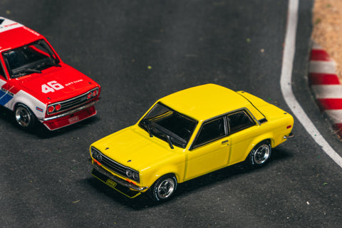 Tarmac Works 1/64 BRE Datsun 510 Brock Buster Peter Brock – USA Special Edition - ROAD64