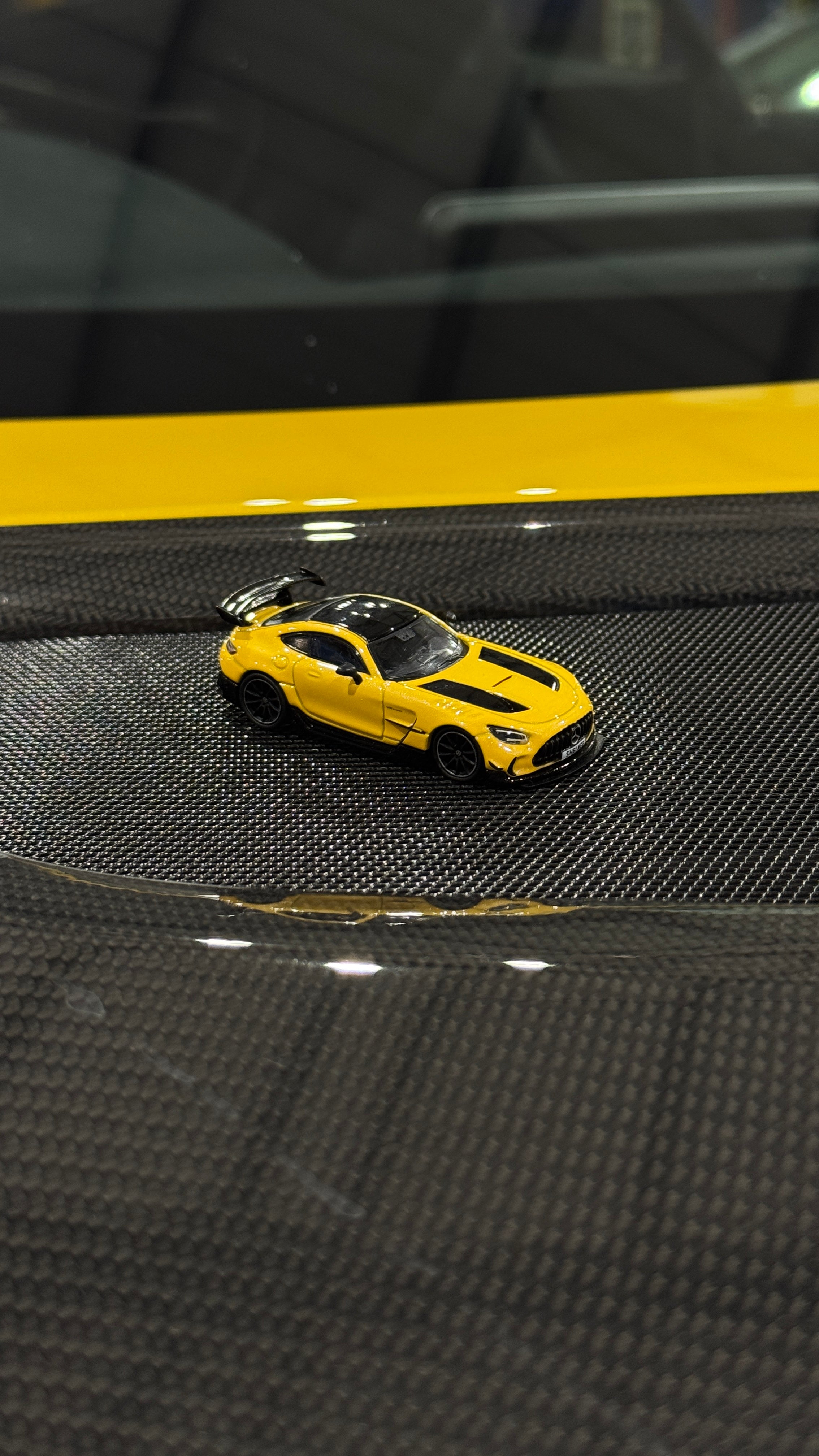 Tarmac Works 1/64 Mercedes-Benz AMG GT Black Series