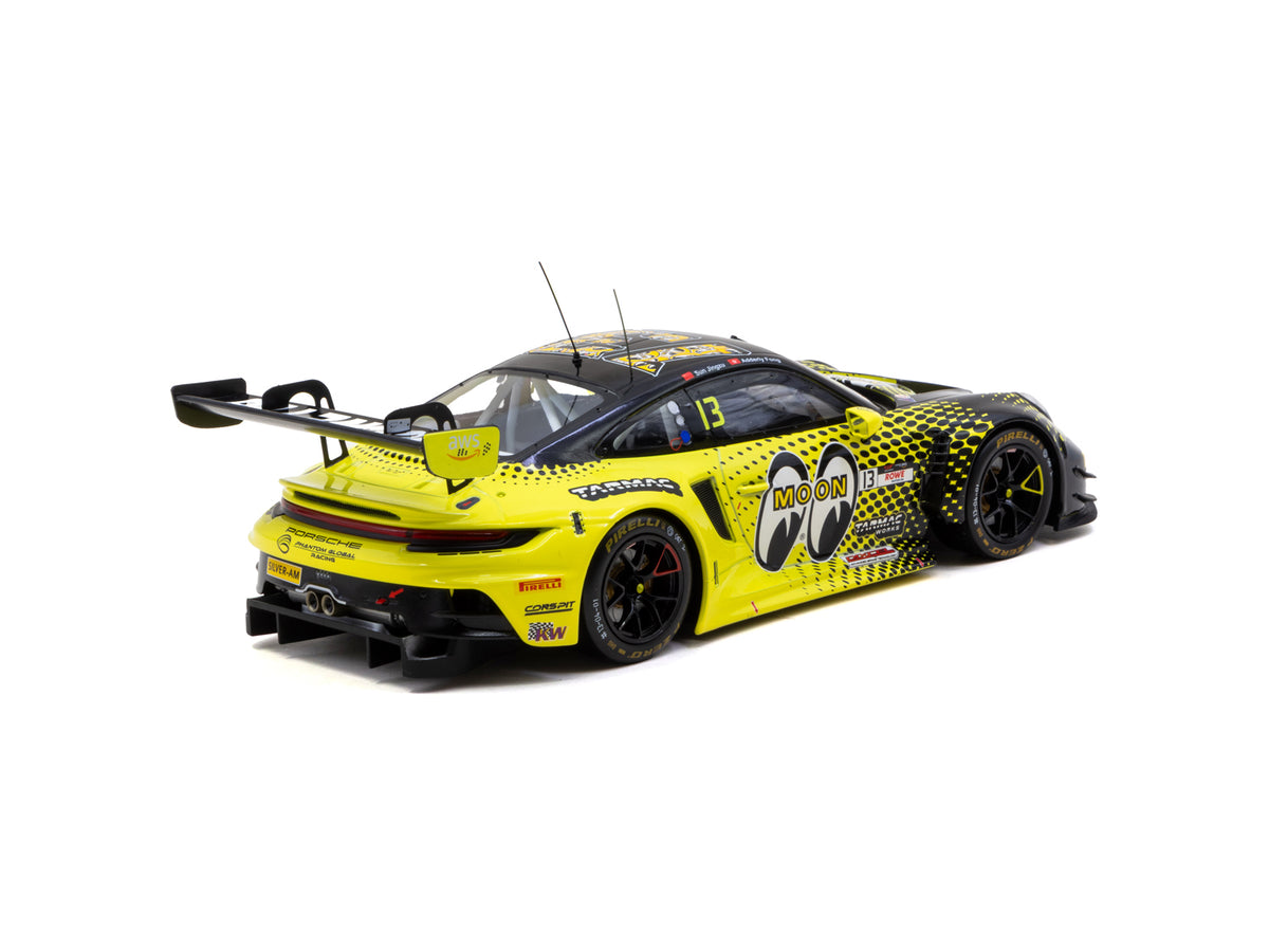 1/18 Porsche 911 GT3 R GT World Challenge Asia 2025 Phantom Global Racing #13 - Tarmac Works x iXO Models HOBBY18