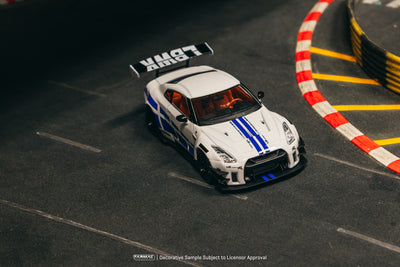 1/43 Liberty Walk LB-WORKS Nissan GT-R R35 type 2 White - Tarmac Works HOBBY43