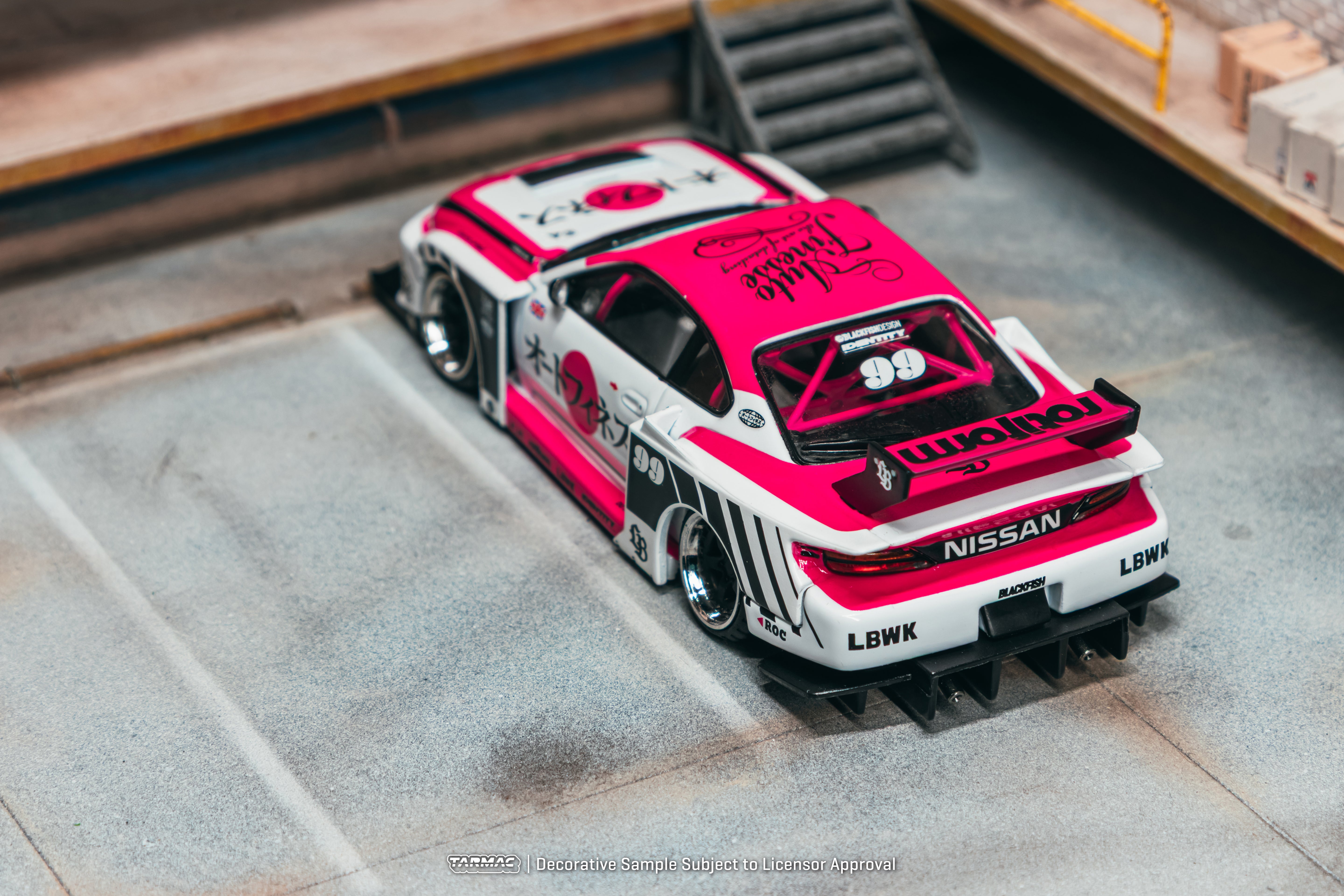 1/43 LB-Super Silhouette Nissan SILVIA (S15) Auto Finesse - Tarmac Works HOBBY43
