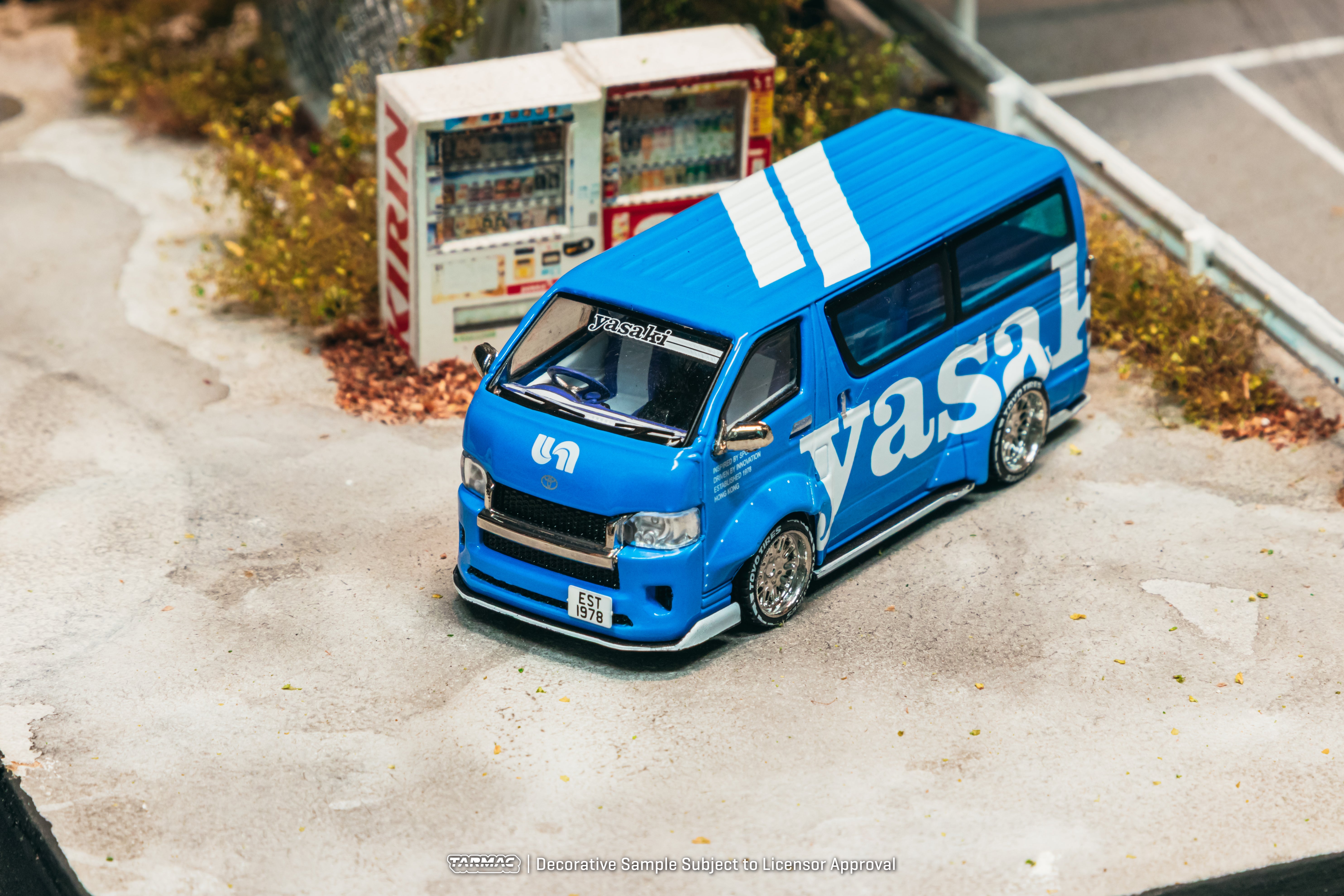 ミニカー Toyota Hiace Widebody Tarmac 1/64 Toyota Hiace Widebody Yasaki Special Edition - Tarmac Works HOBBY