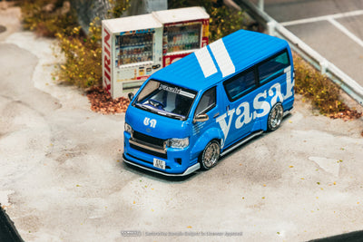 1/64 Toyota Hiace Widebody Yasaki Special Edition - Tarmac Works HOBBY64