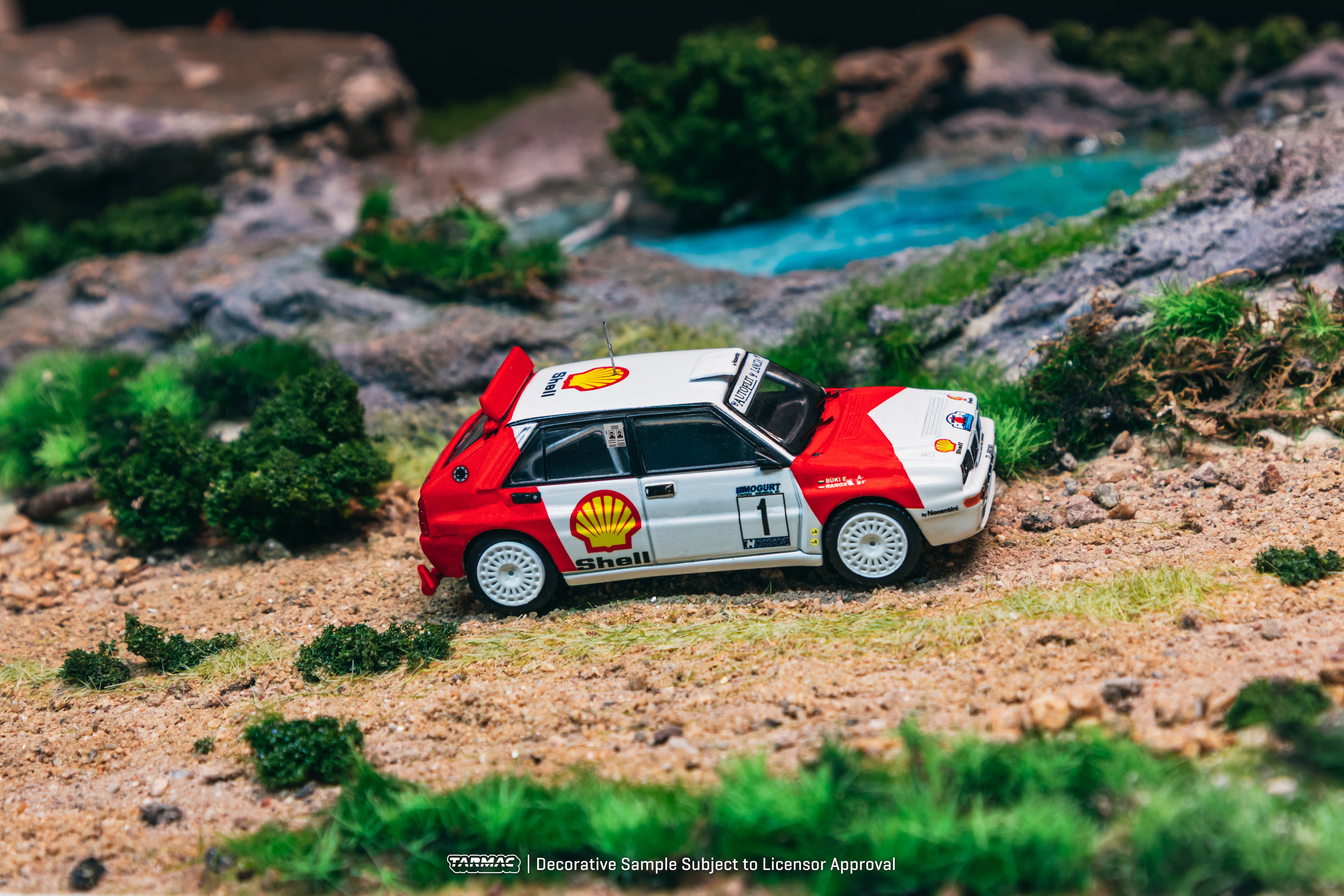 1/64 Lancia Delta HF Integrale Mogürt-Salgó Rallye 1993 Winner #1 - Tarmac Works HOBBY64