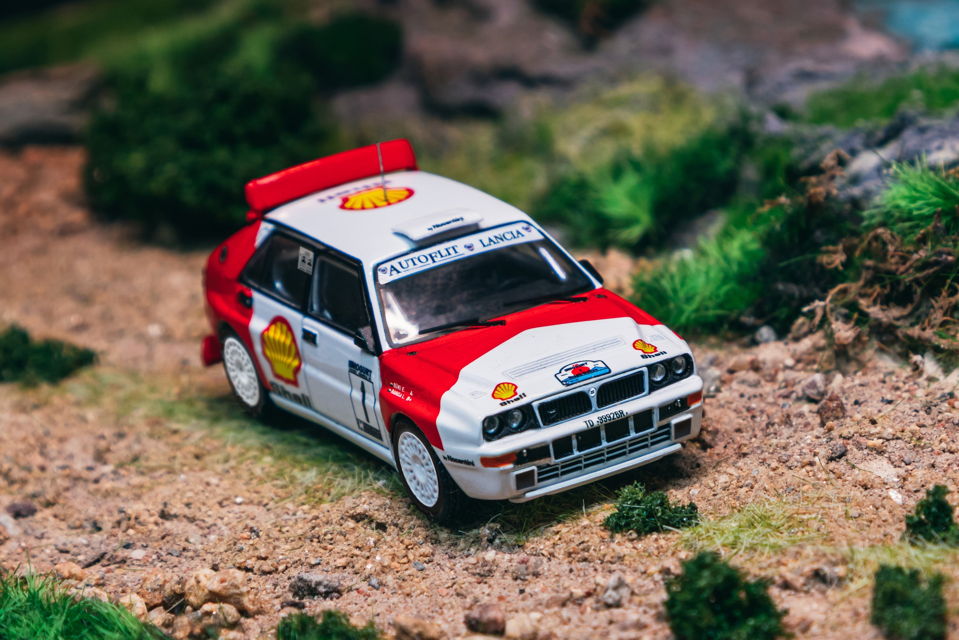 1/64 Lancia Delta HF Integrale Mogürt-Salgó Rallye 1993 Winner #1 - Tarmac Works HOBBY64