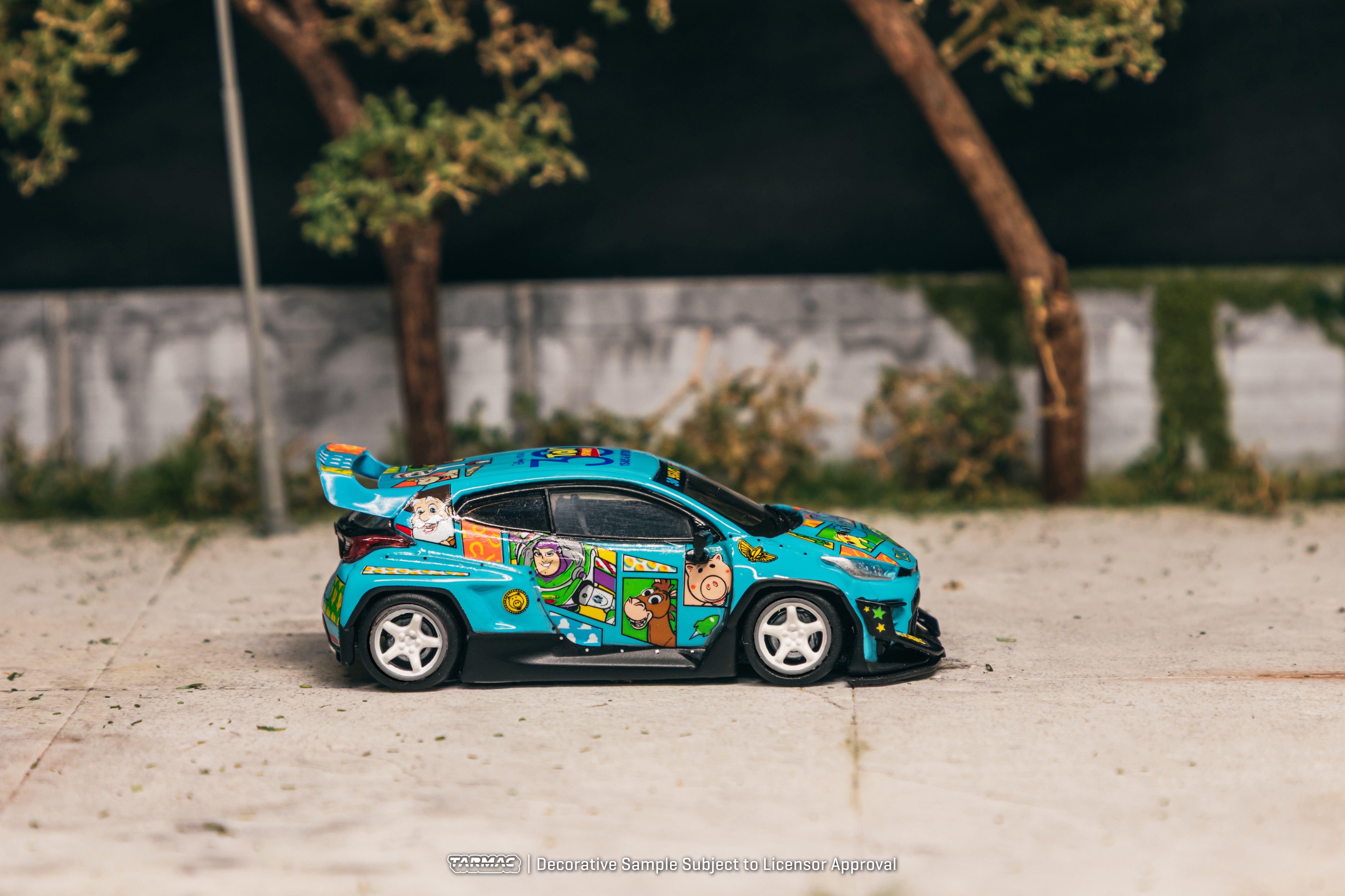 1/64 Pandem Toyota GR Yaris Toy Story - 30th Anniversary with Tarmac Cards - Tarmac Works HOBBY64