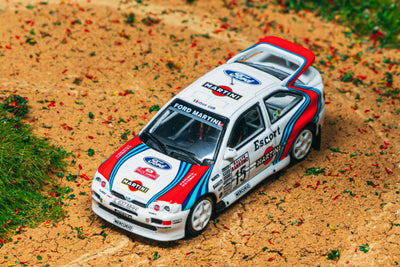 1/64 Ford Escort RS Cosworth WRC Rallye Sanremo 1994 #15 - Tarmac Works HOBBY64