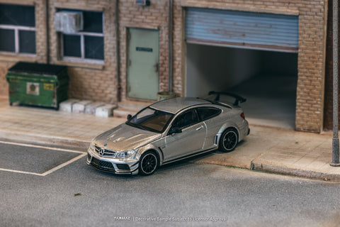 Tarmac Works 1/64 Mercedes-Benz C 63 AMG Coupé Black Series Silver Metallic - GLOBAL64