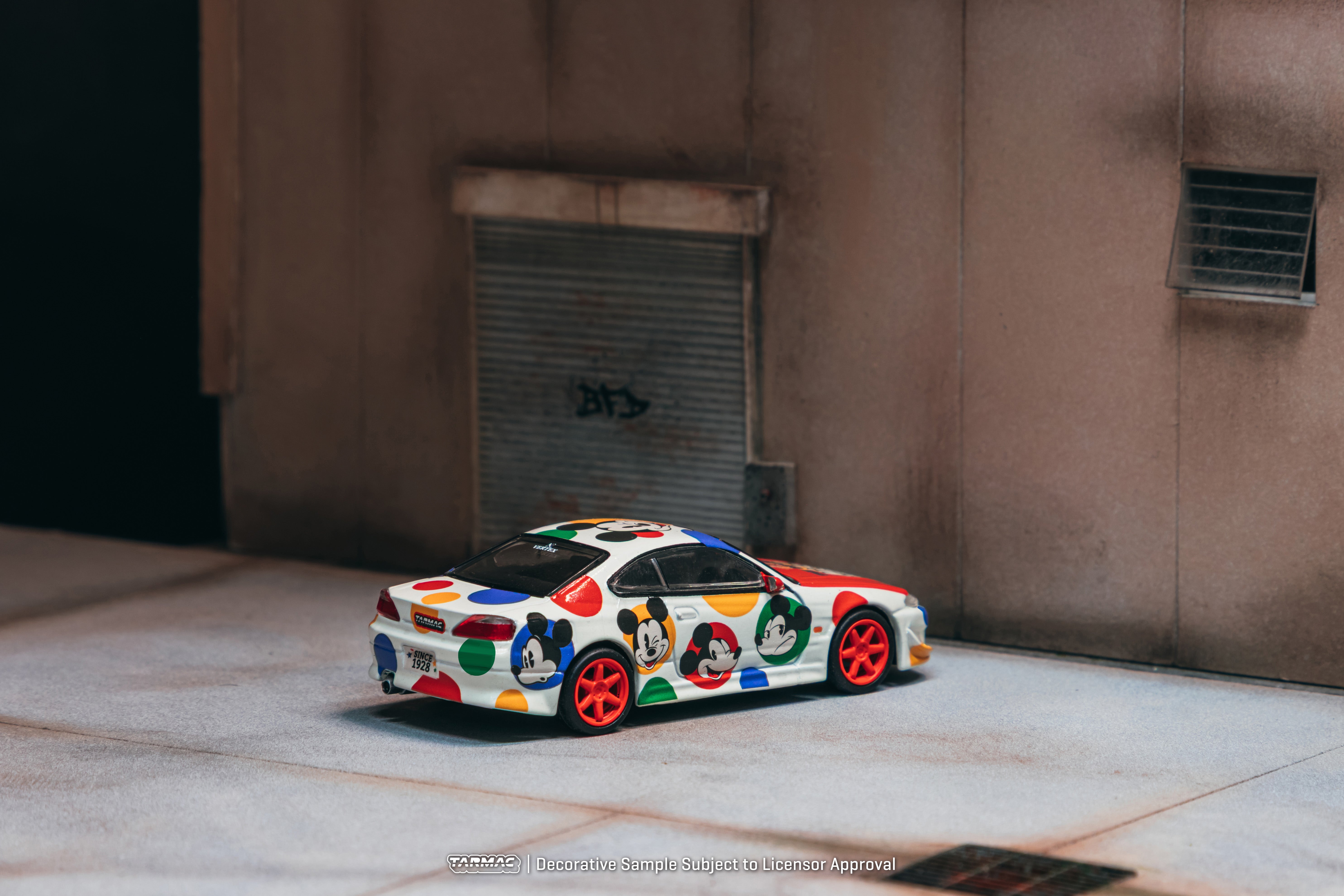 1/64 VERTEX Silvia (S 15) Mickey Mouse - Tarmac Works GLOBAL64