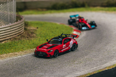 Tarmac Works 1/64 Mercedes-Benz AMG GT Black Series Safety Car - GLOBAL64