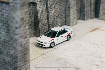 1/64 Mitsubishi Lancer RS Evolution White - Tarmac Works GLOBAL64