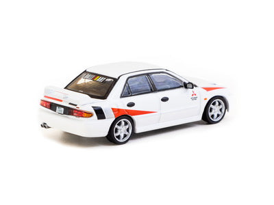 1/64 Mitsubishi Lancer RS Evolution White - Tarmac Works GLOBAL64