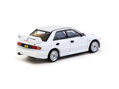 1/64 Mitsubishi Lancer RS  Evolution III White - Lamley Special Edition - Tarmac Works GLOBAL64
