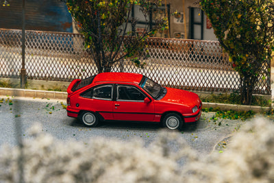 1/64 Opel Kadett GSi Red - Tarmac Works GLOBAL64