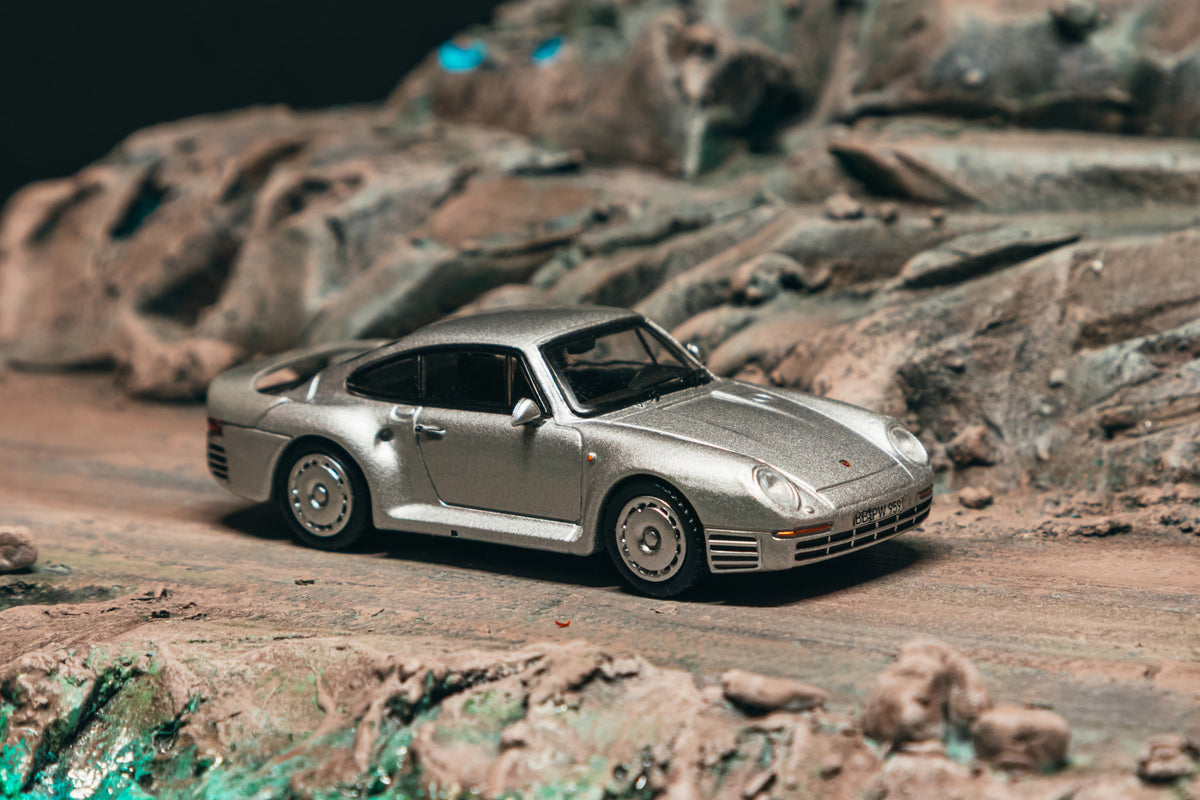 1/64 Porsche 959 Silver - Tarmac Works x iXO Models GLOBAL64