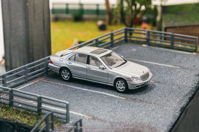 1/64 Mercedes-Benz S-Class Brilliant Silver Metallic - Tarmac Works GLOBAL64