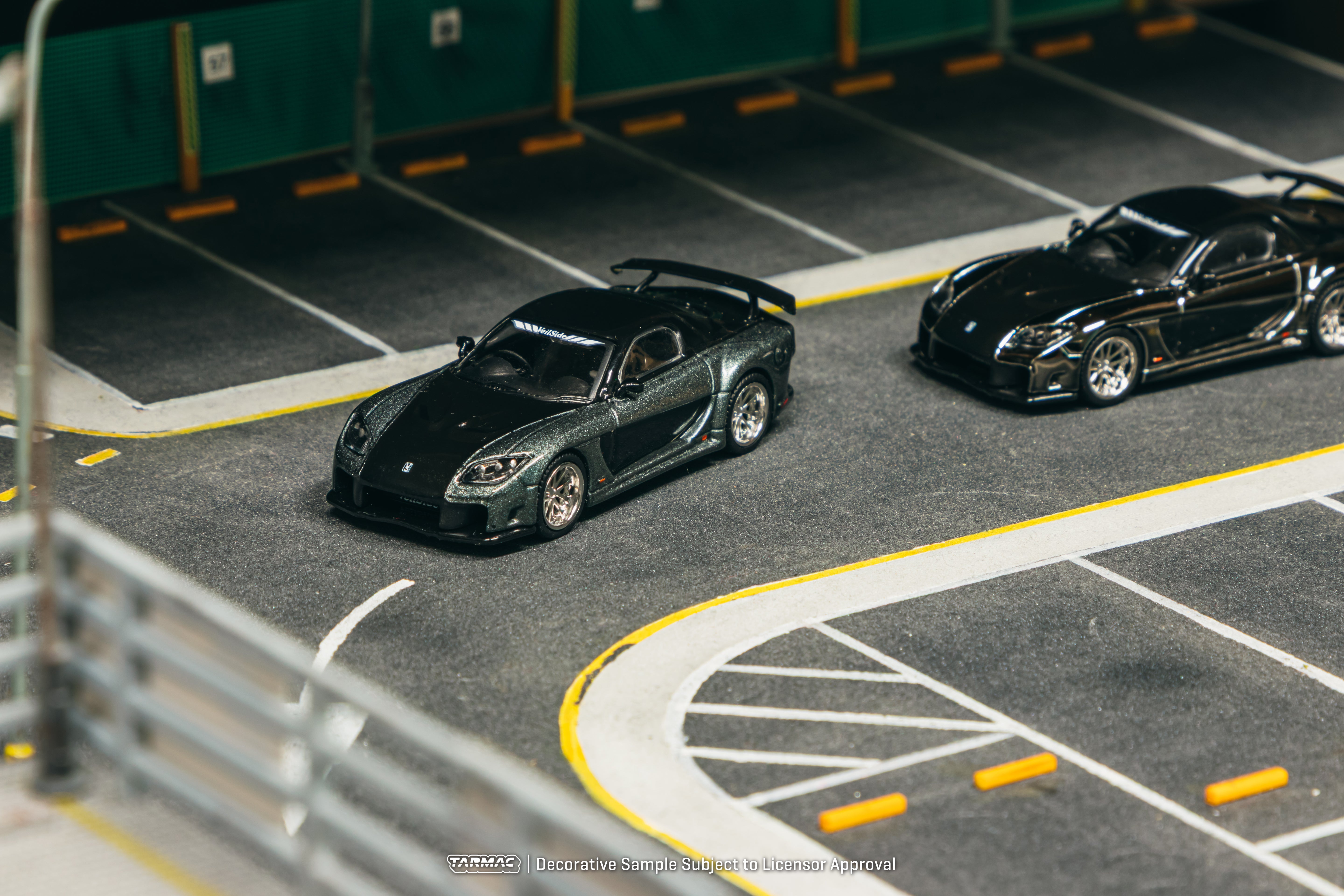 1/64 Mazda RX-7 VeilSide Fortune7 Grey Metallic / Black - Tarmac Works GLOBAL64