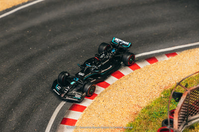 Mercedes AMG F1 W13 E Performance 63 F1 Winner with pitboard Brésil Mercedes AMG F1 W13 E Performance 63 F1 Winner with pitboard Brésil