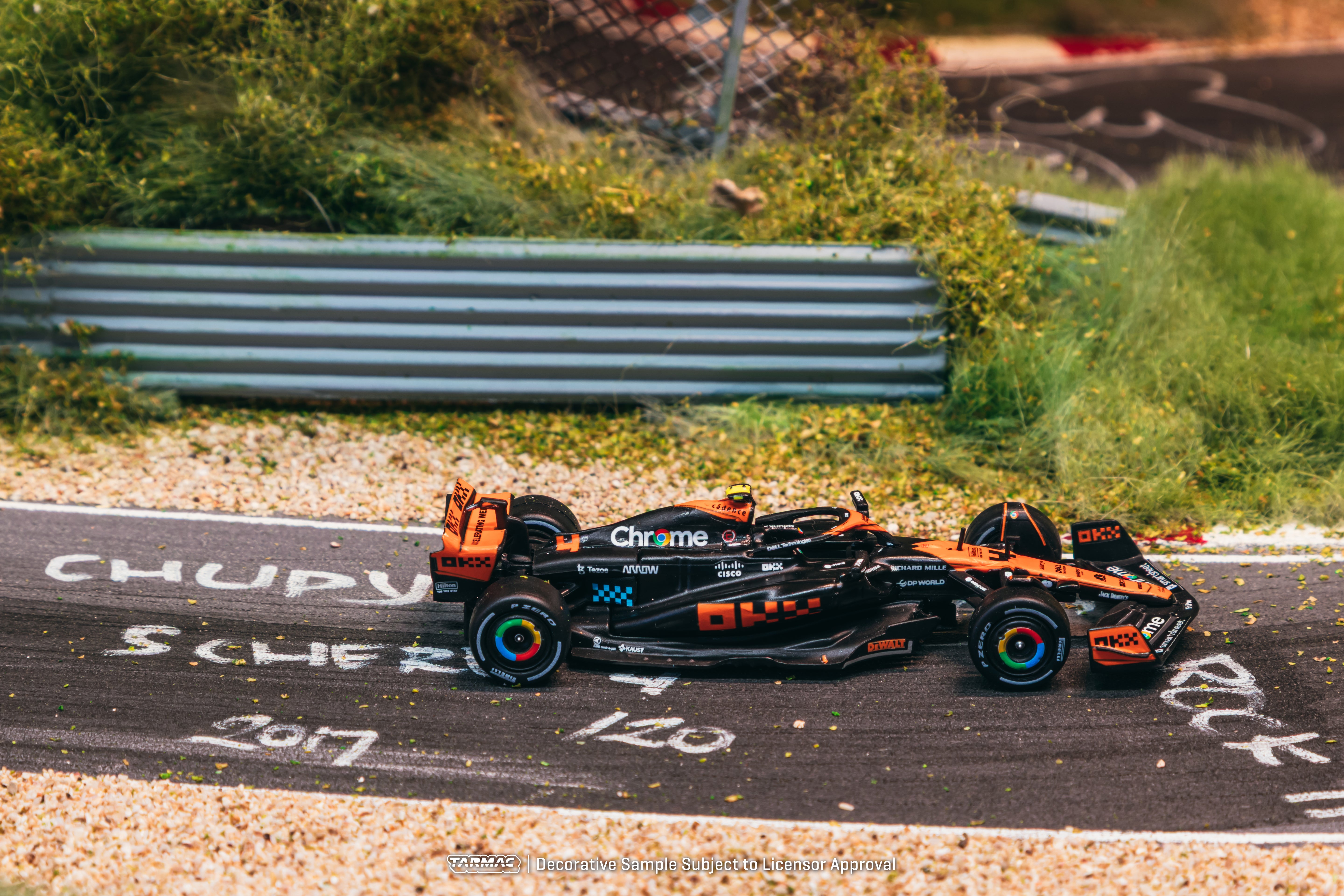 1/64 McLaren MCL60 Japanese Grand Prix 2023 #4 Lando Norris - Tarmac Works x iXO Models GLOBAL64