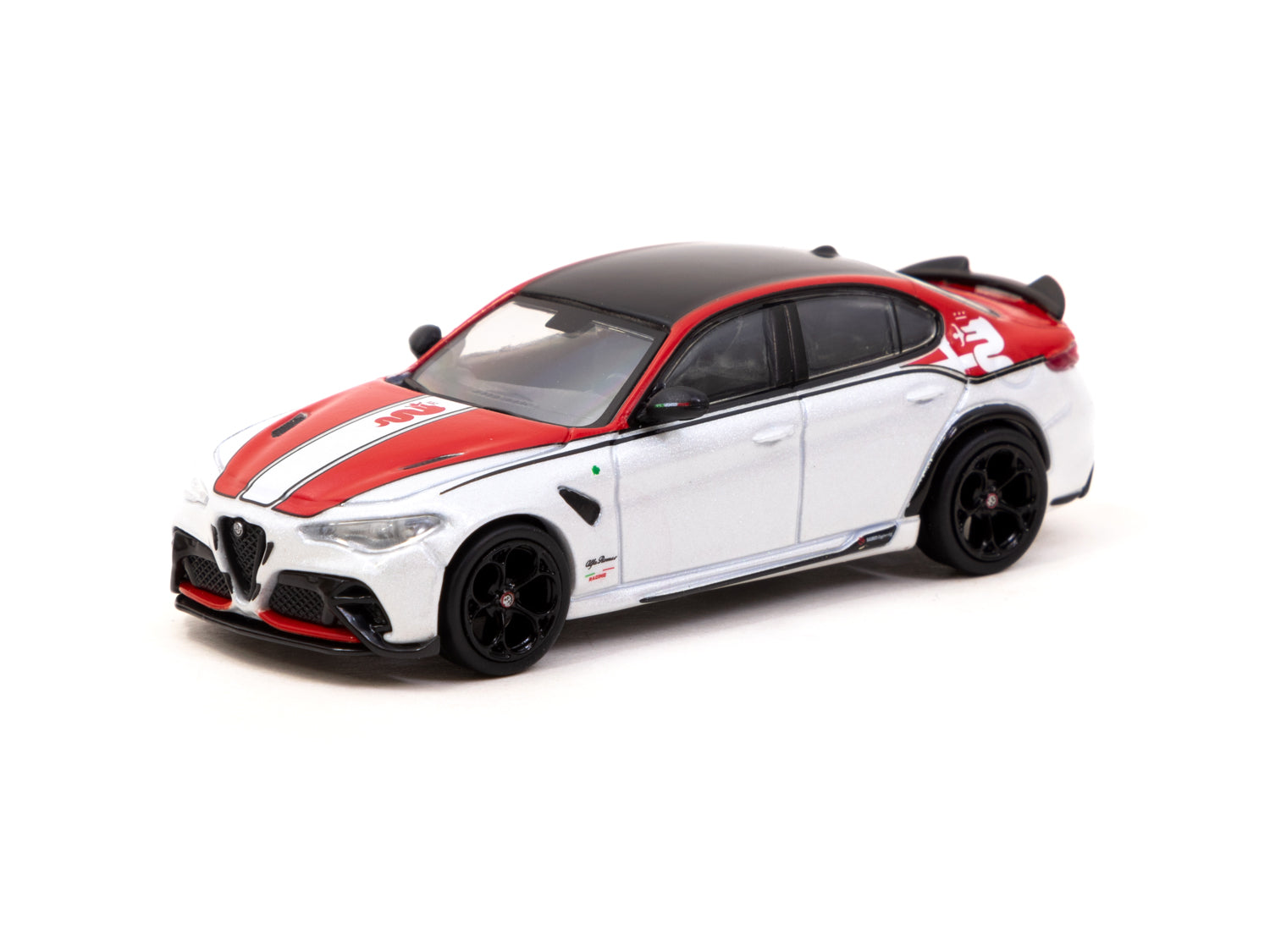 WhiteBox 1:18 Alfa Romeo Giulia Sprint GTA red WB18004 model