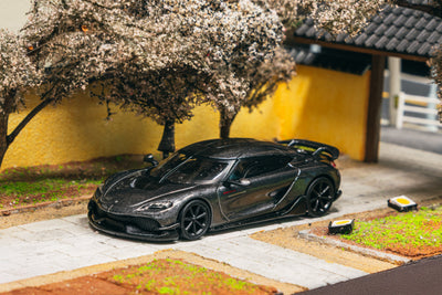 1/64 Koenigsegg Gemera Grey - Tarmac Works GLOBAL64