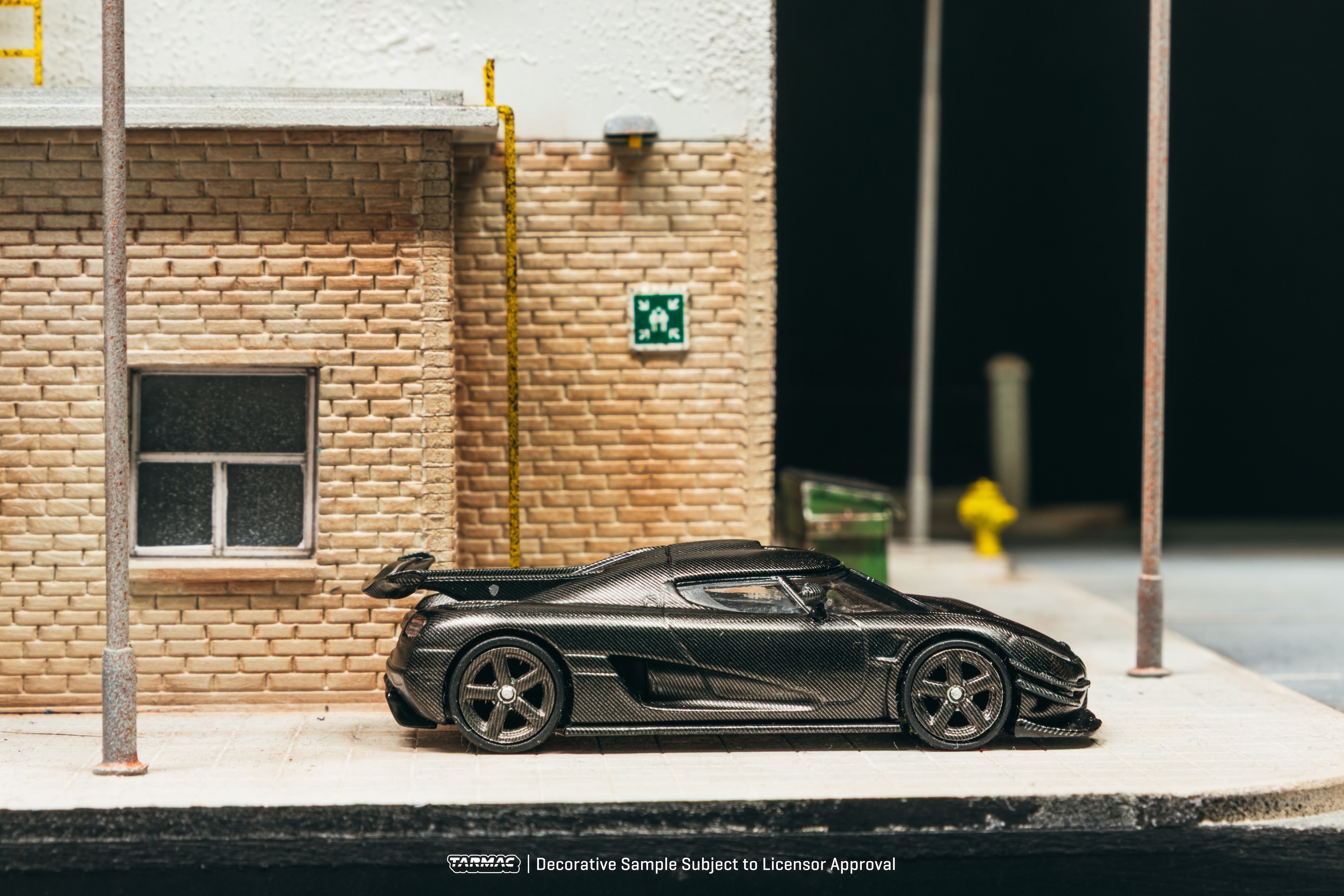 1/64 Koenigsegg One:1 KNC - Tarmac Works GLOBAL64