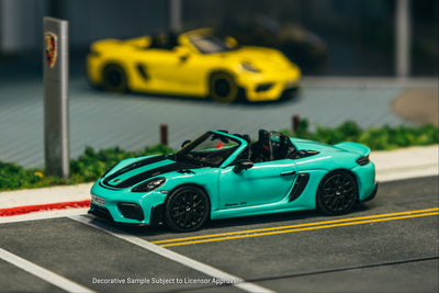 1/64 Porsche 718 Spyder RS Mint Green - Tarmac Works X Minichamps COLLAB64