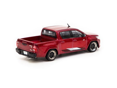 1/64 Toyota Hilux Red - Tarmac Works ROAD64