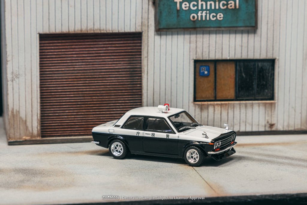 Tarmac Works 1/64 Datsun 510 Police Car - ROAD64