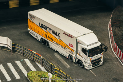 1/64 Mitsubishi Fuso Super Great LB-TRUCKS - Tarmac Works TRUCK64