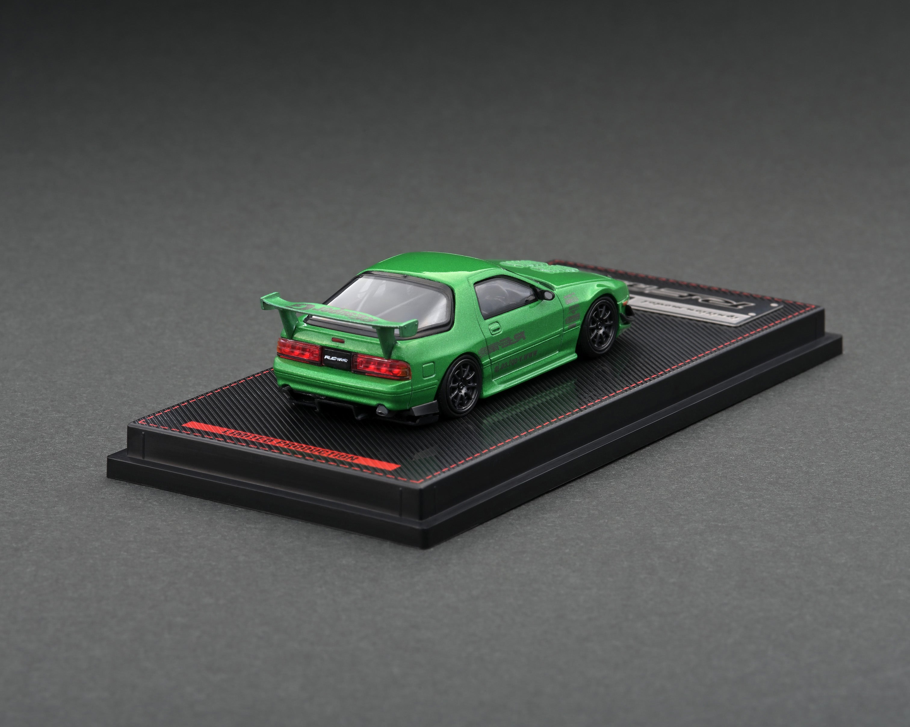 1/64 Mazda RX-7 (FC3S) RE Amemiya Green Metallic - Ignition Model