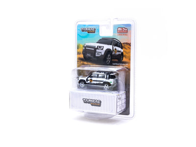 1/64 Land Rover Defender 110 TRēK Edition - Tarmac Works GLOBAL64